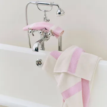 Serviette Stripe - Cool pink, 70x140 cm - HAY
