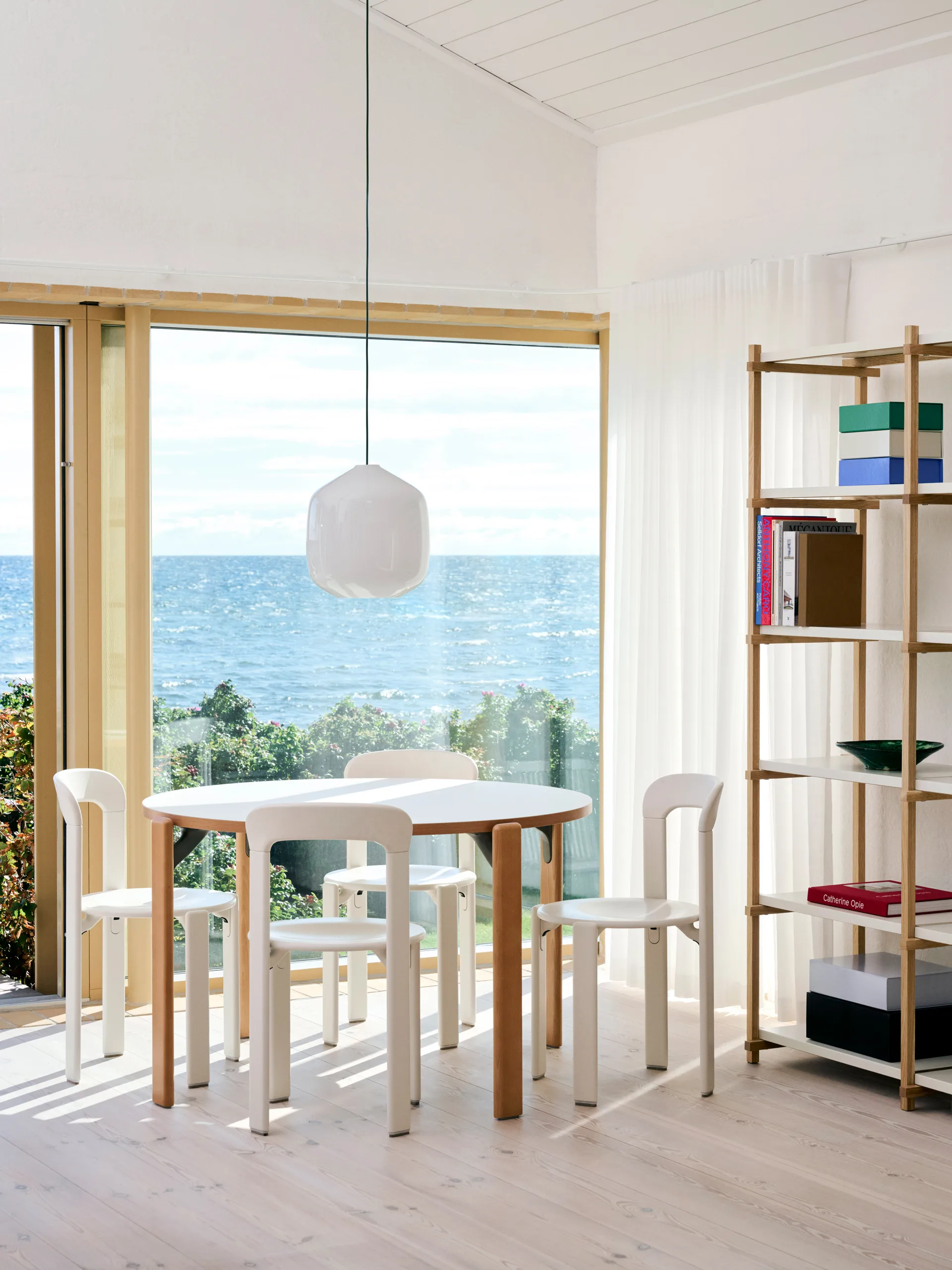 Suspension Buoy Ø30 cm, Opal glass-pastel lilac HAY