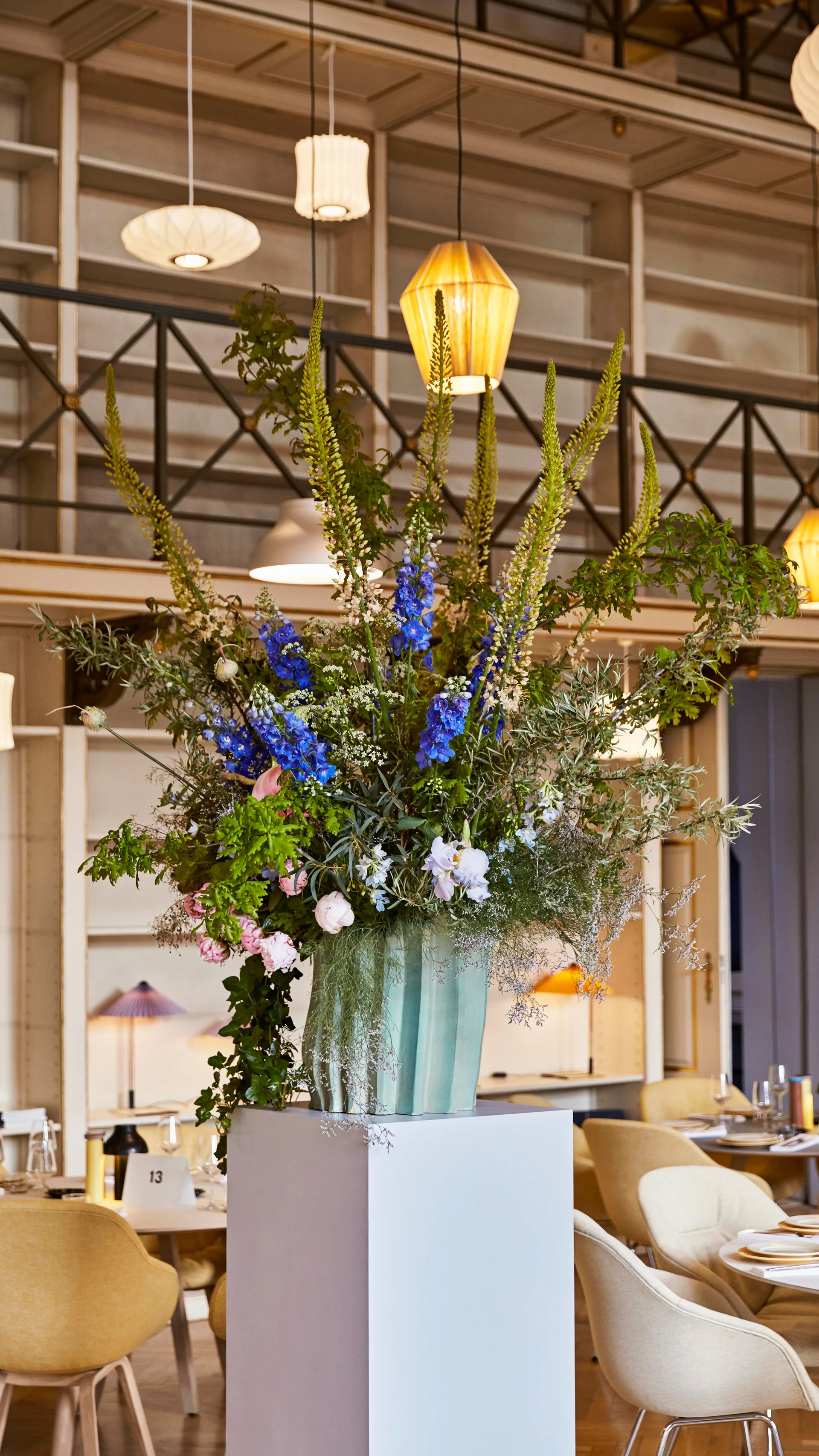 Suspension Nelson Bubble Lantern, Off white HAY