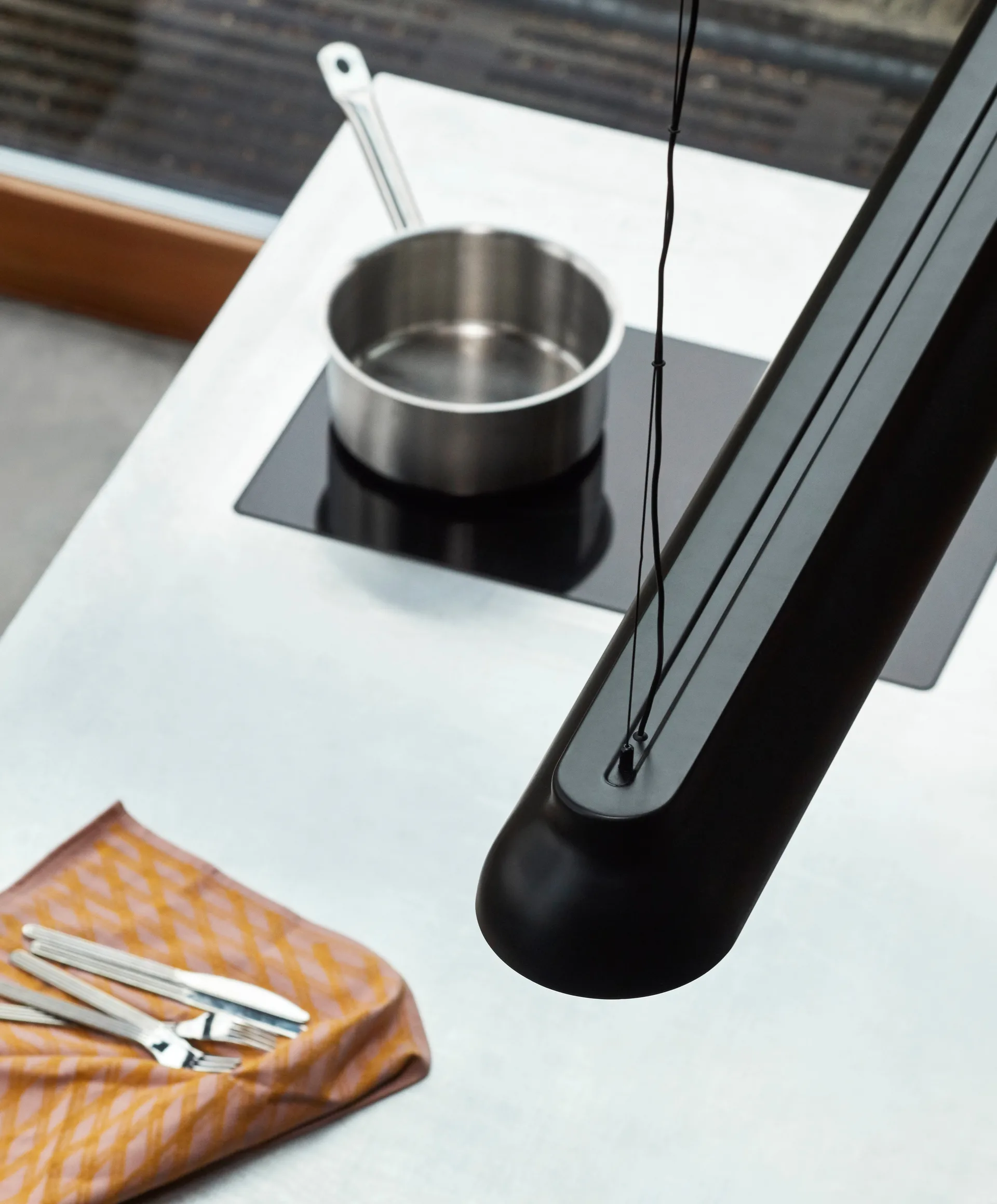 Suspension PC Linear, Soft black HAY