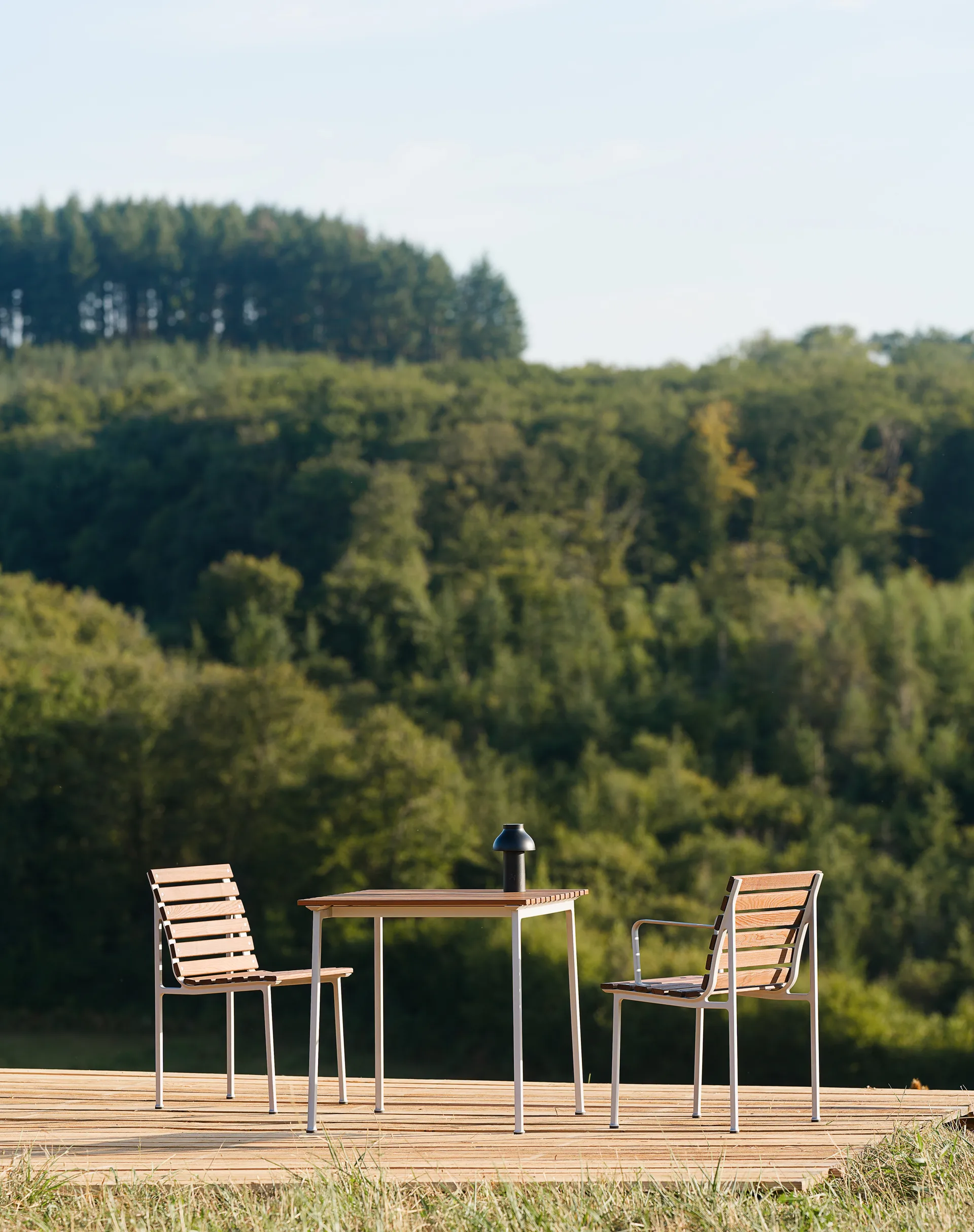 Table à manger Traverse, Oiled ash, 75 cm HAY