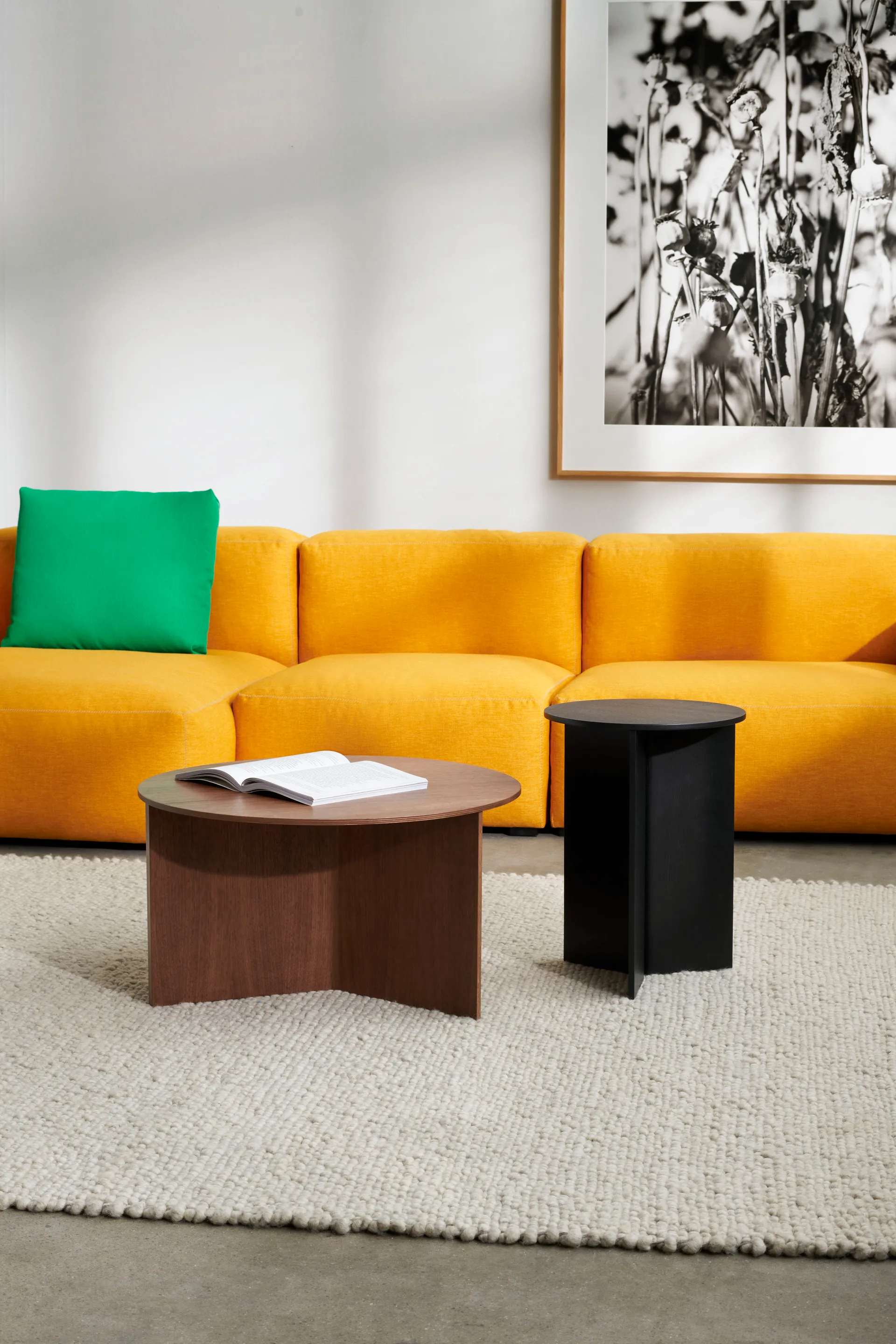 Table basse Slit Ø65 cm, Lacquered walnut HAY