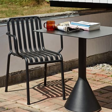 Table café carrée Palissade Cone 65x65 cm - anthracite - HAY