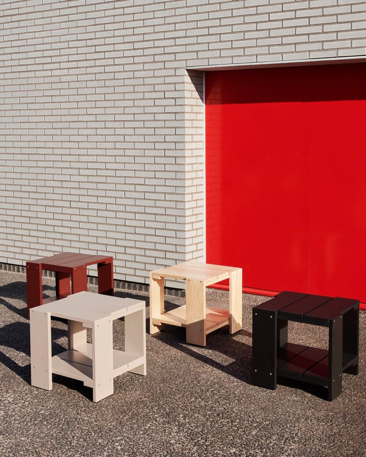 Table Crate Side Table 49,5x49,5x45 cm pin laqué, London fog HAY
