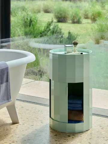 Table d'appoint Facet Cabinet high pieds/roues 66 cm - Soft mint - HAY