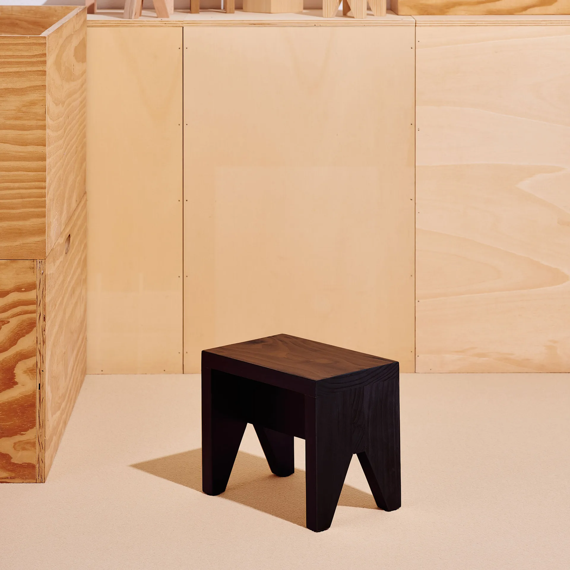 Tabouret Manolito Short, Black, 30 cm HAY