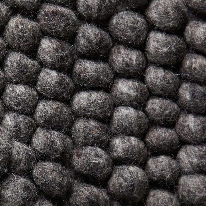 Tapis en laine Peas 140x200 cm - Dark grey - HAY