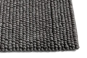 Tapis en laine Peas 140x200 cm - Dark grey - HAY