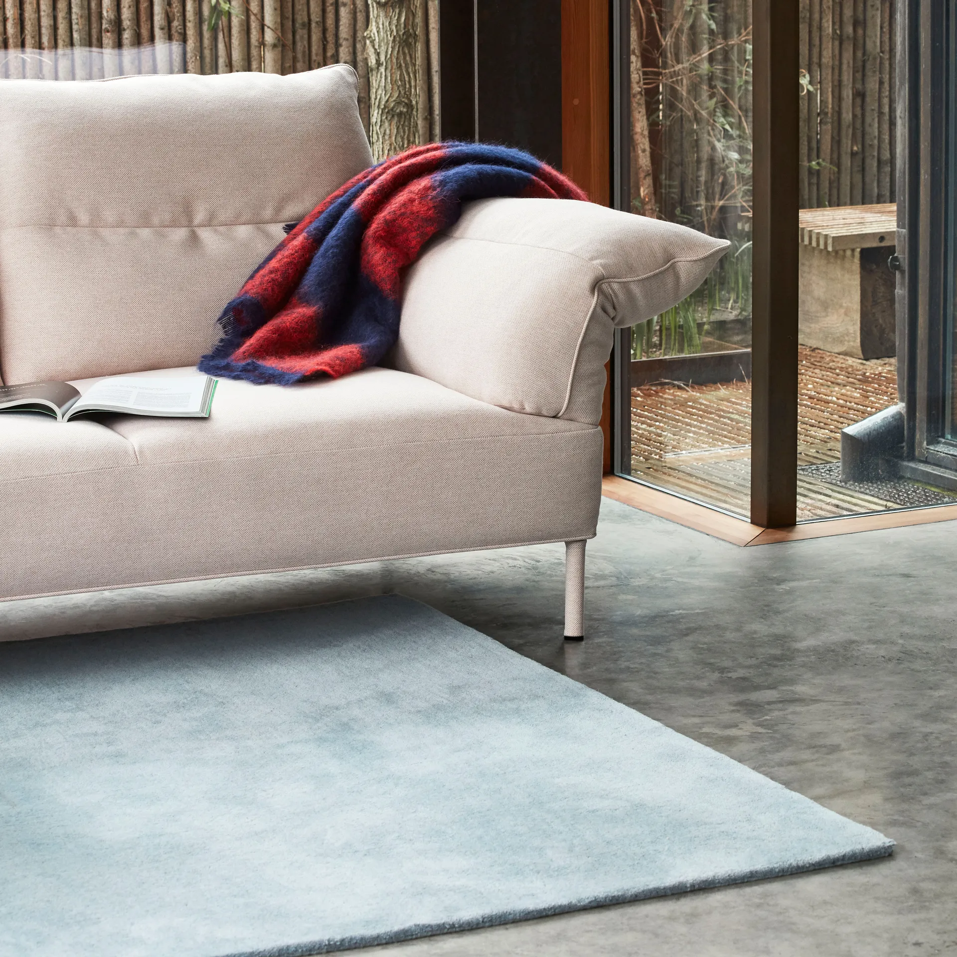 Tapis en laine Raw No 2 170x240 cm, Light blue HAY