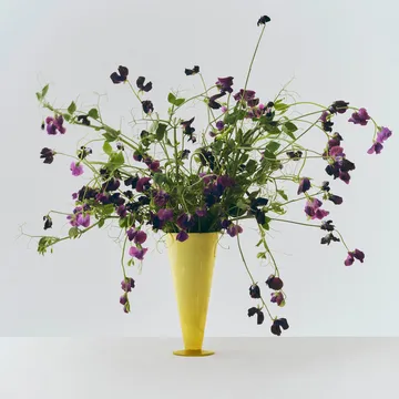 Vase Conical - Yellow-lime green, large - HAY