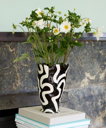 Vase Jessica Hans Shadow 25 cm - Noir-blanc - HAY