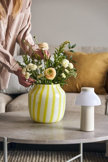 Vase Juice Wide 22 cm - Yellow - HAY