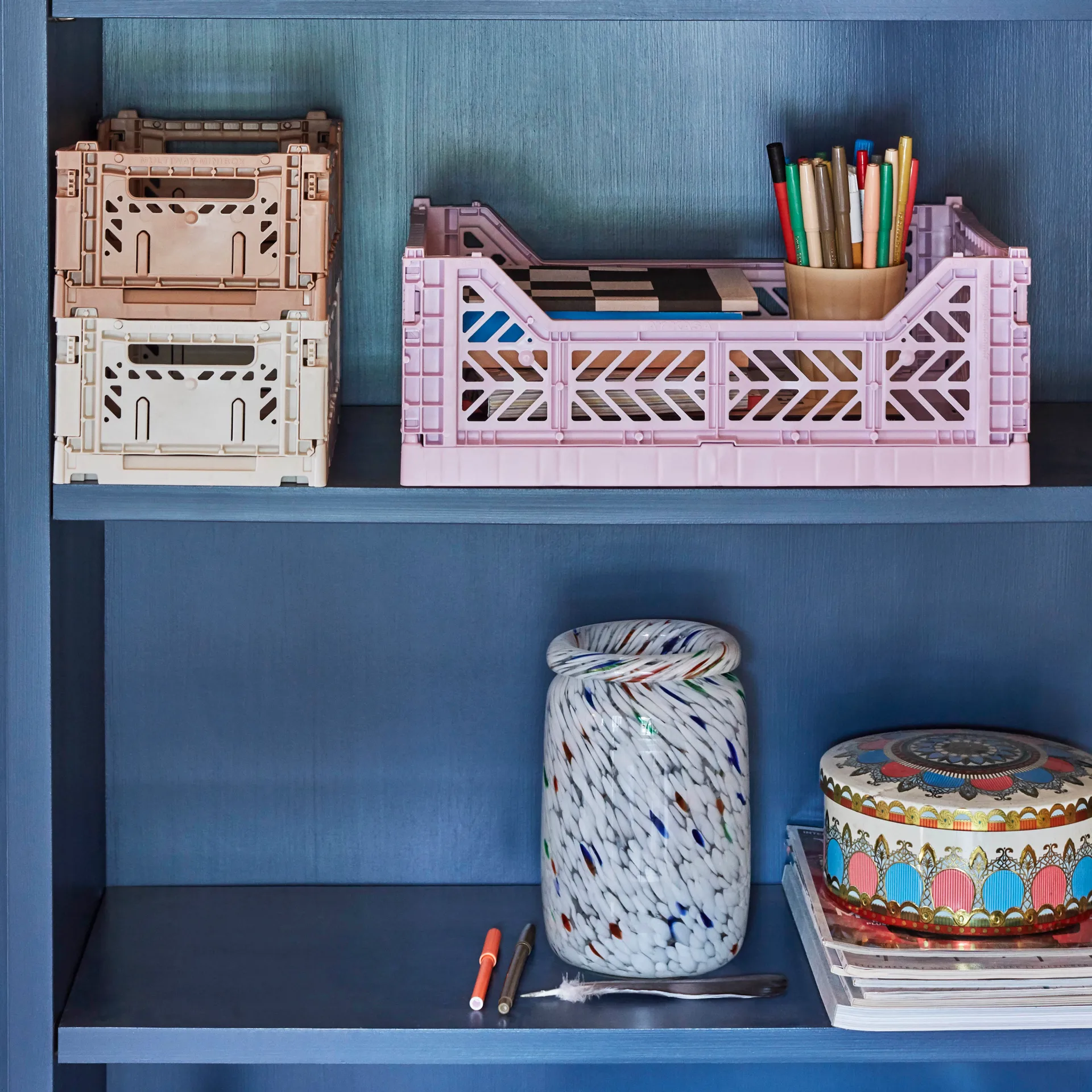 Vase Splash Roll Neck M 22 cm, White dot (multi) HAY