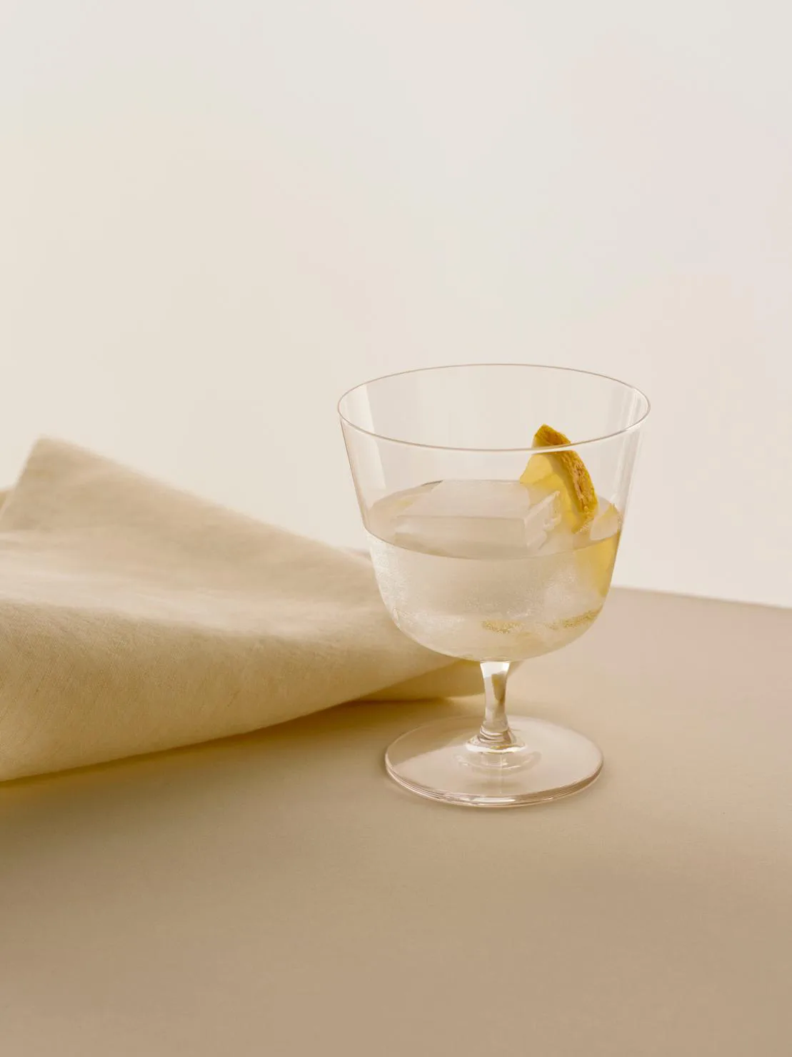 Verres à boire Curve Stem lot de 2, Clear HAY