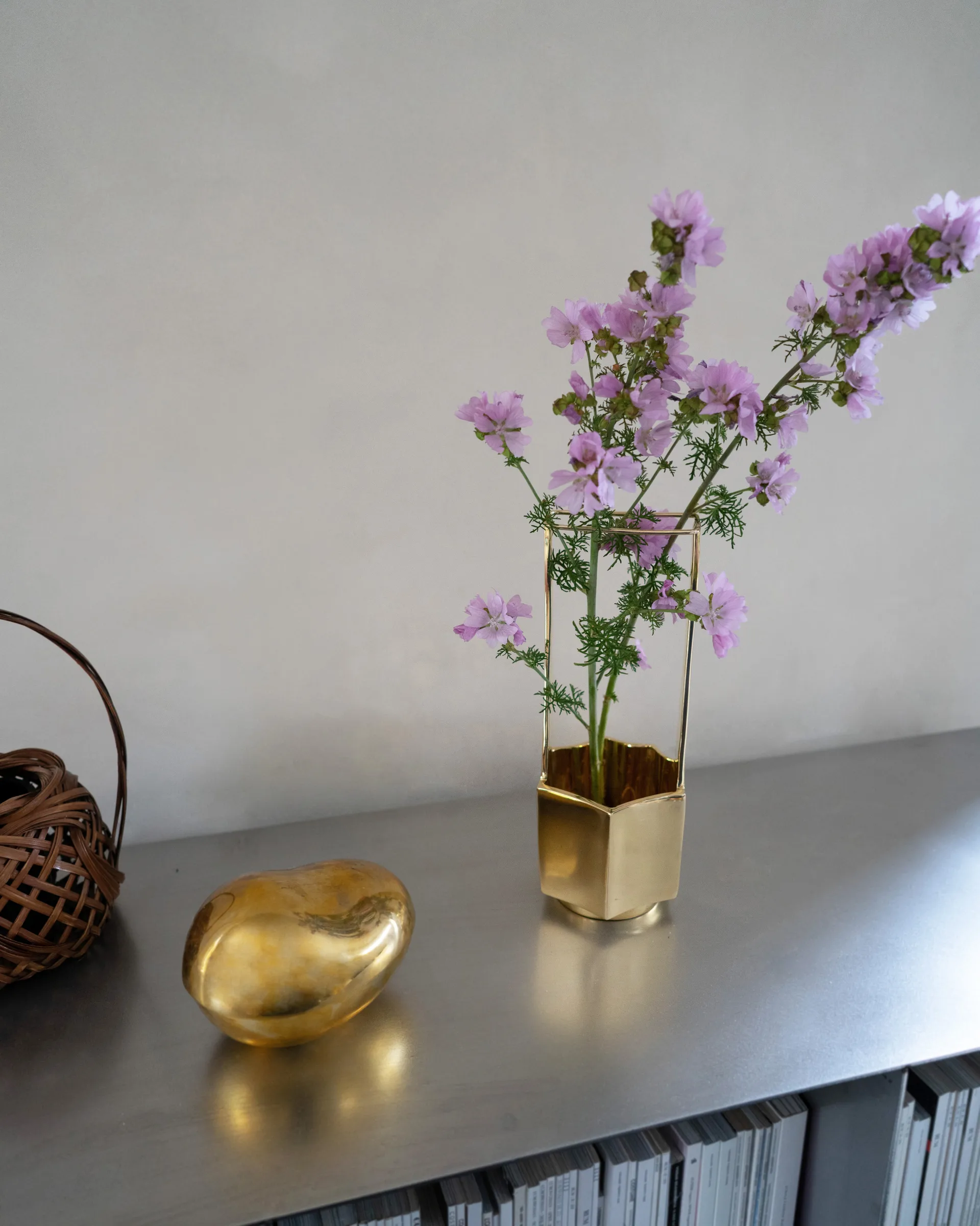 Vase Ikebana 30 cm, Laiton Hein Studio