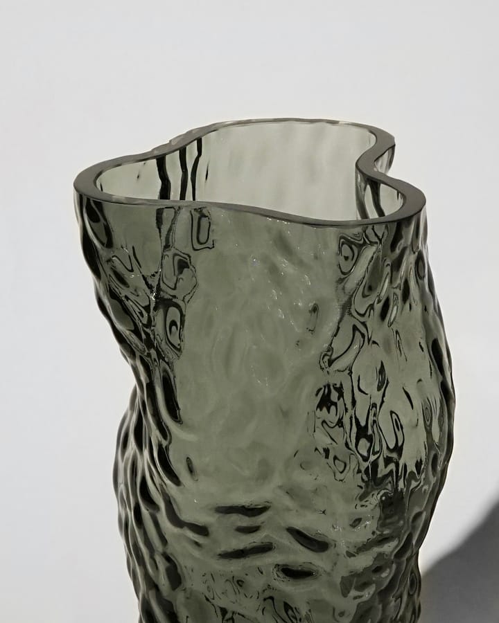 Vase Ostrea Rock verre 30 cm, Bleu nuit Hein Studio