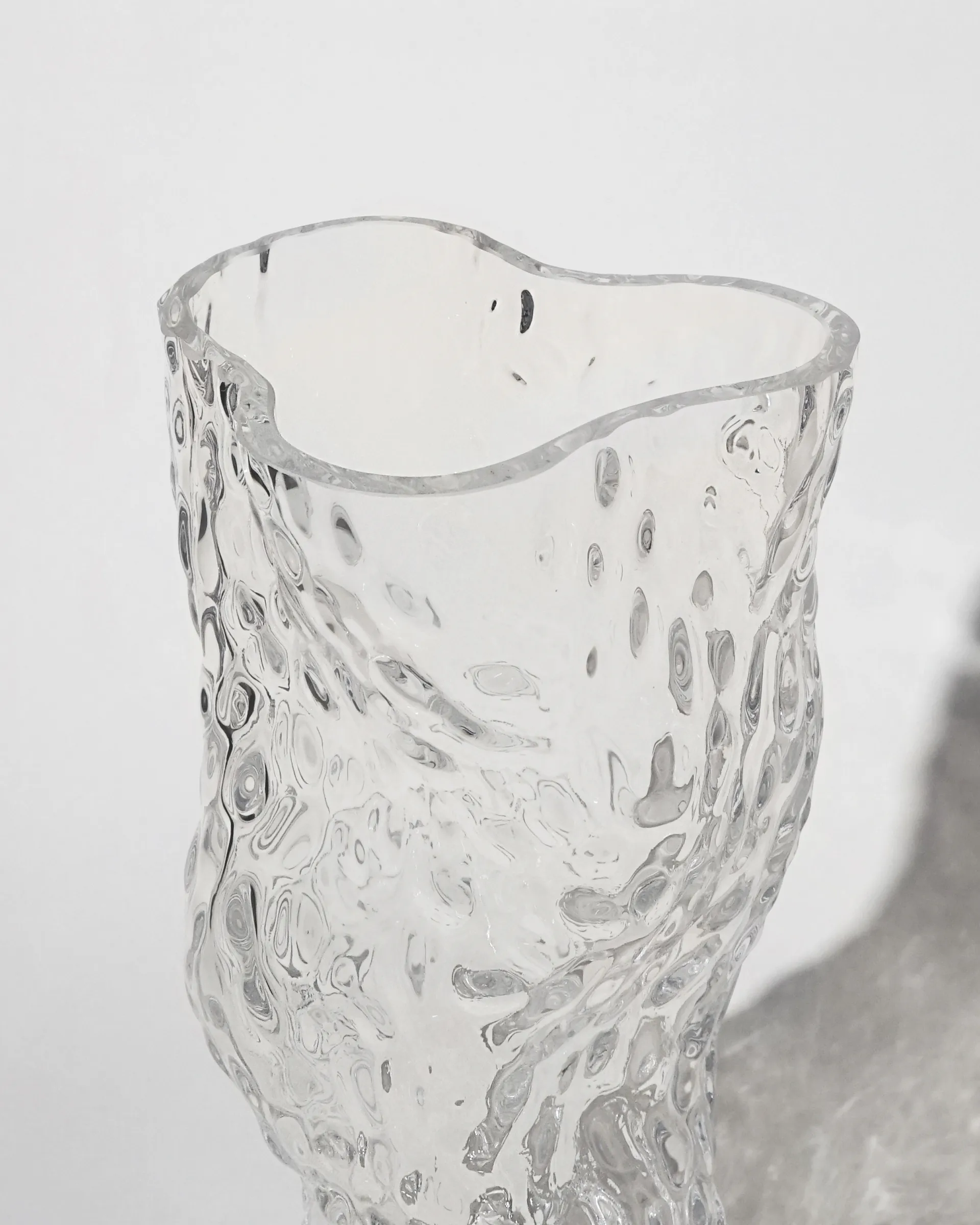 Vase Ostrea Rock verre 30 cm, Transparent Hein Studio