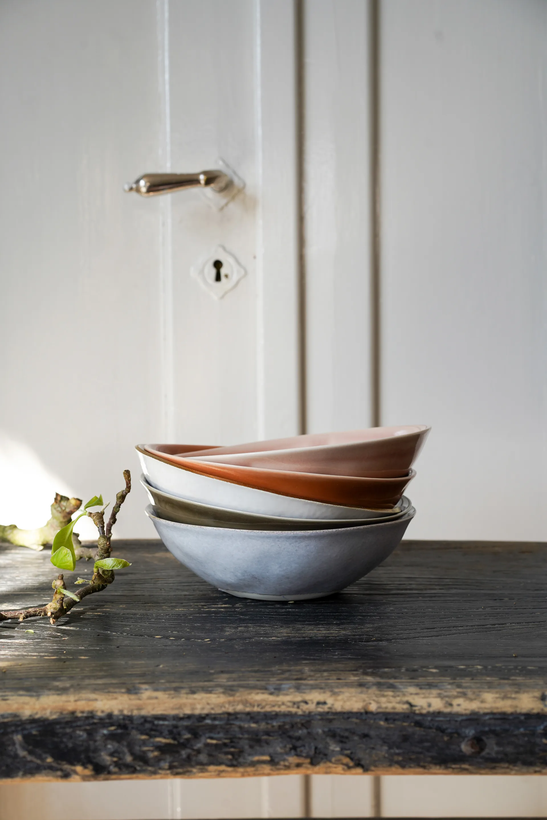 Assiette creuse Heirol x Nosse Smooth Ø28 cm, Stone Heirol