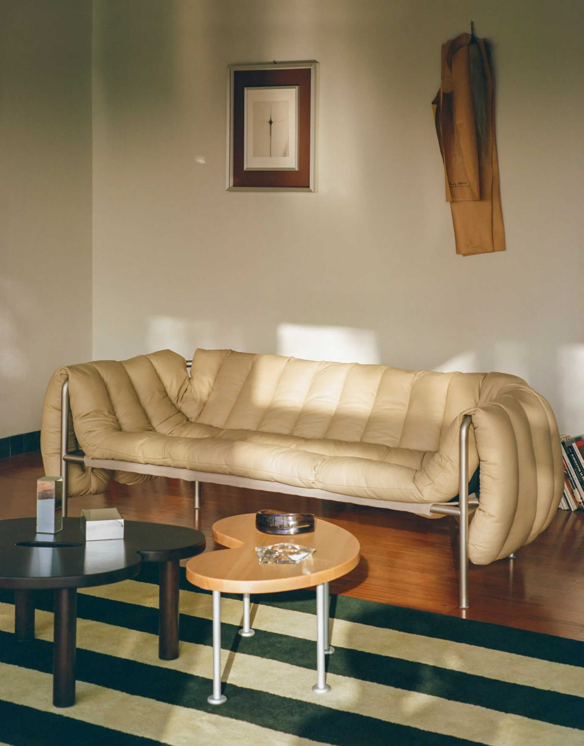 Canapé Puffy 2,5 places 205 cm, Sand leather-acier inoxydable Hem