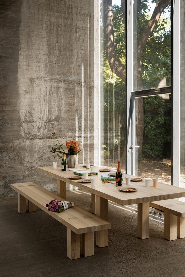 Table à manger Max avec bancs 250 cm, Frêne Hem