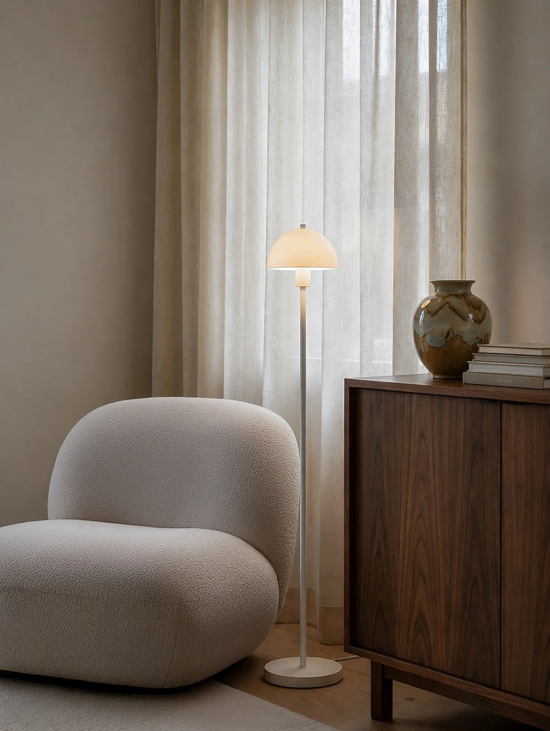 Lampadaire Vienda, Blanc-verre opale Herstal