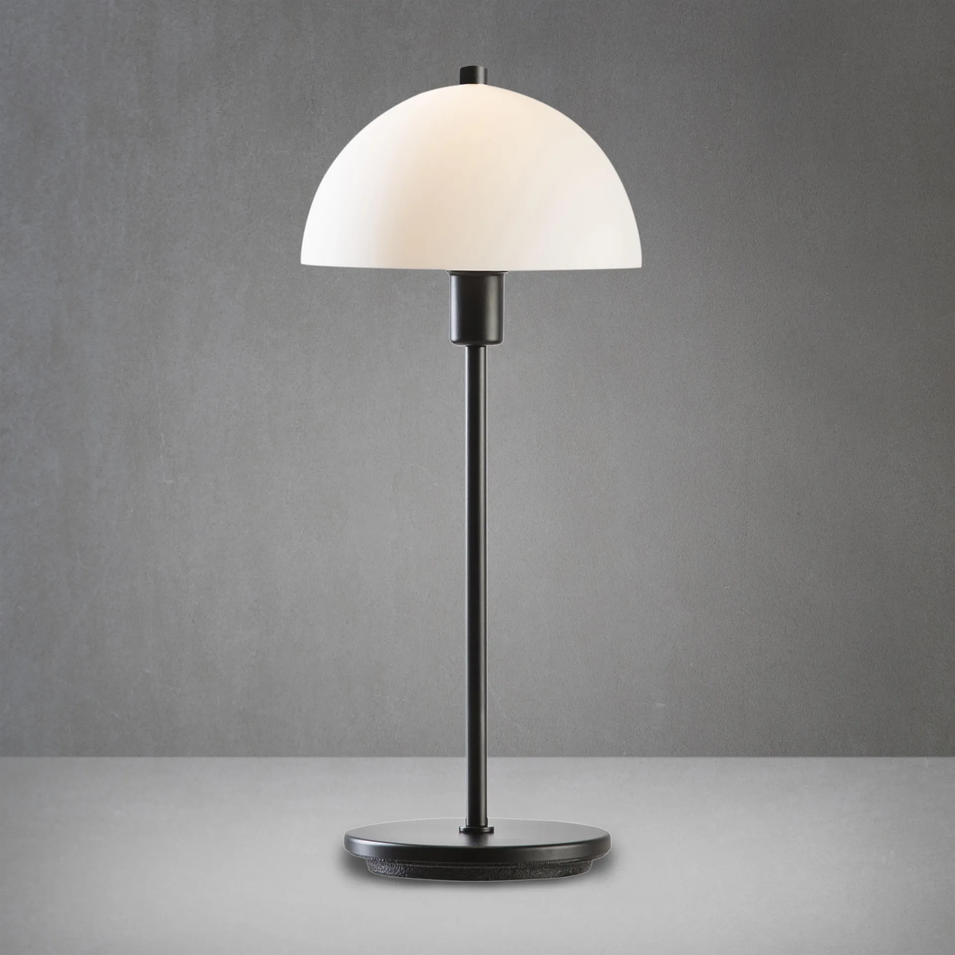 Lampe de table Vienda X, noir Herstal