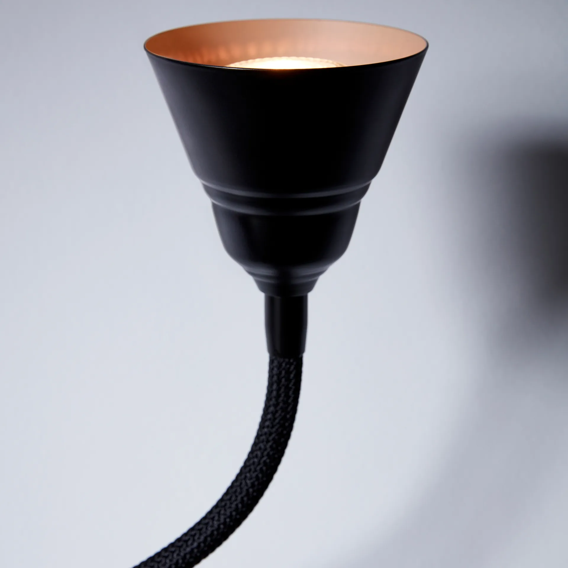 Lampe murale Relief, Noir mat Herstal