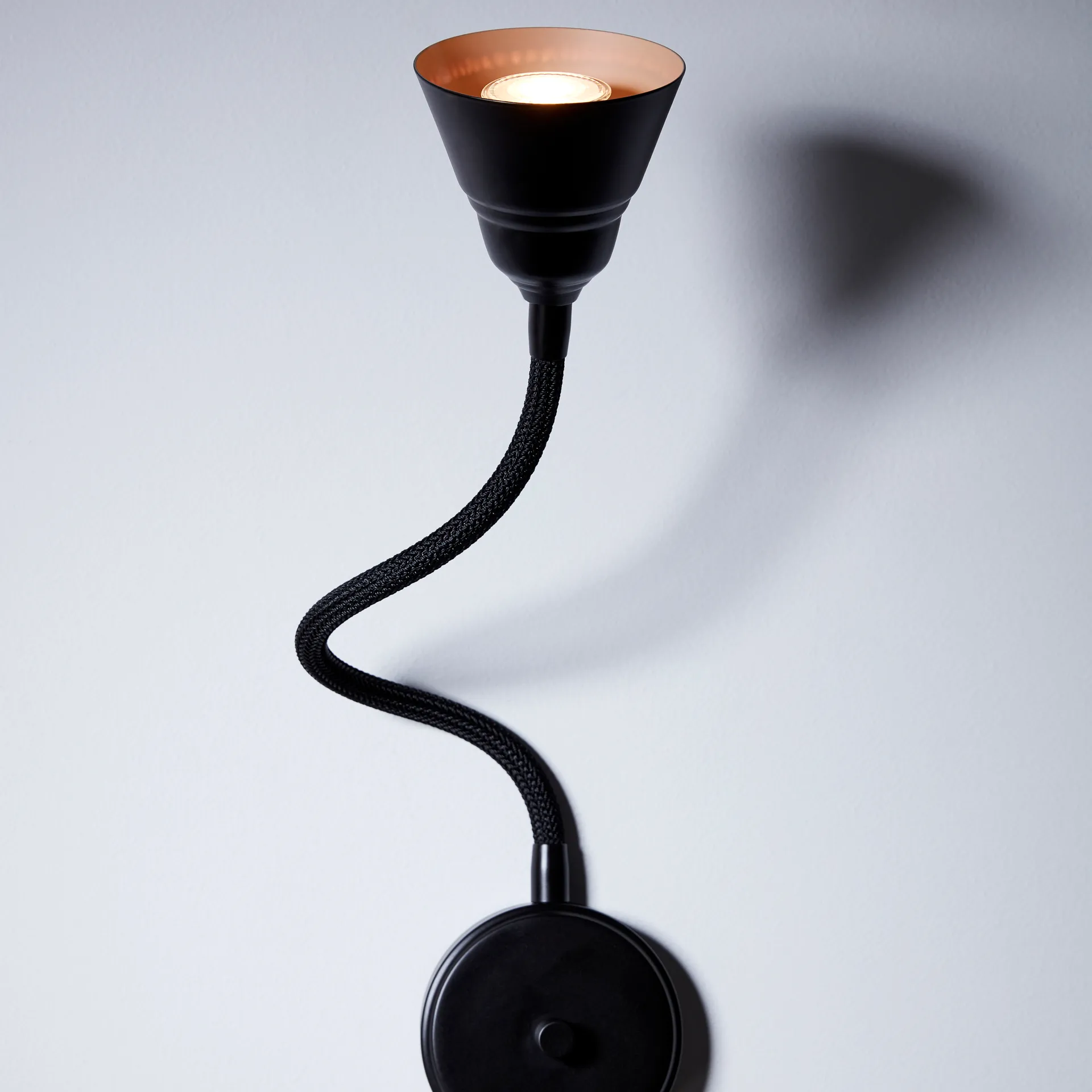 Lampe murale Relief, Noir mat Herstal