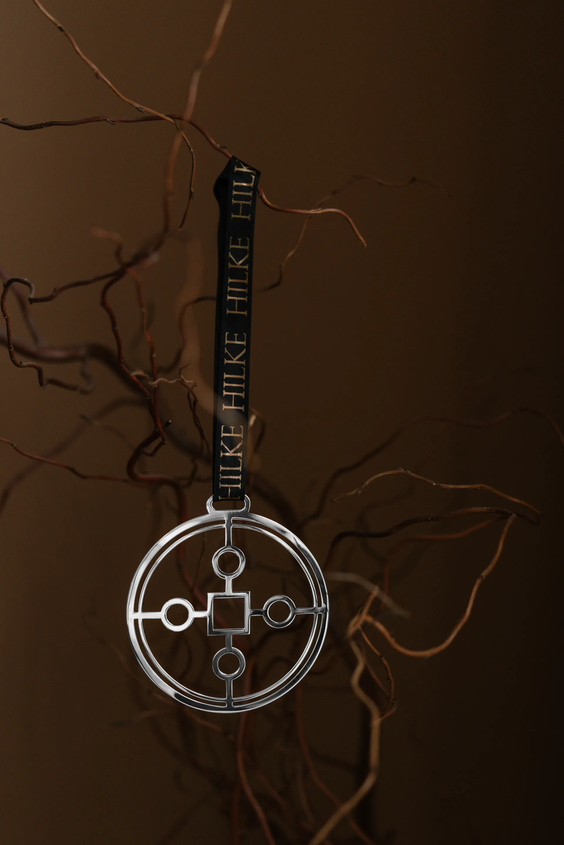 Anima Gemella 1 arbre pour bijoux, Laiton nickelé Hilke Collection