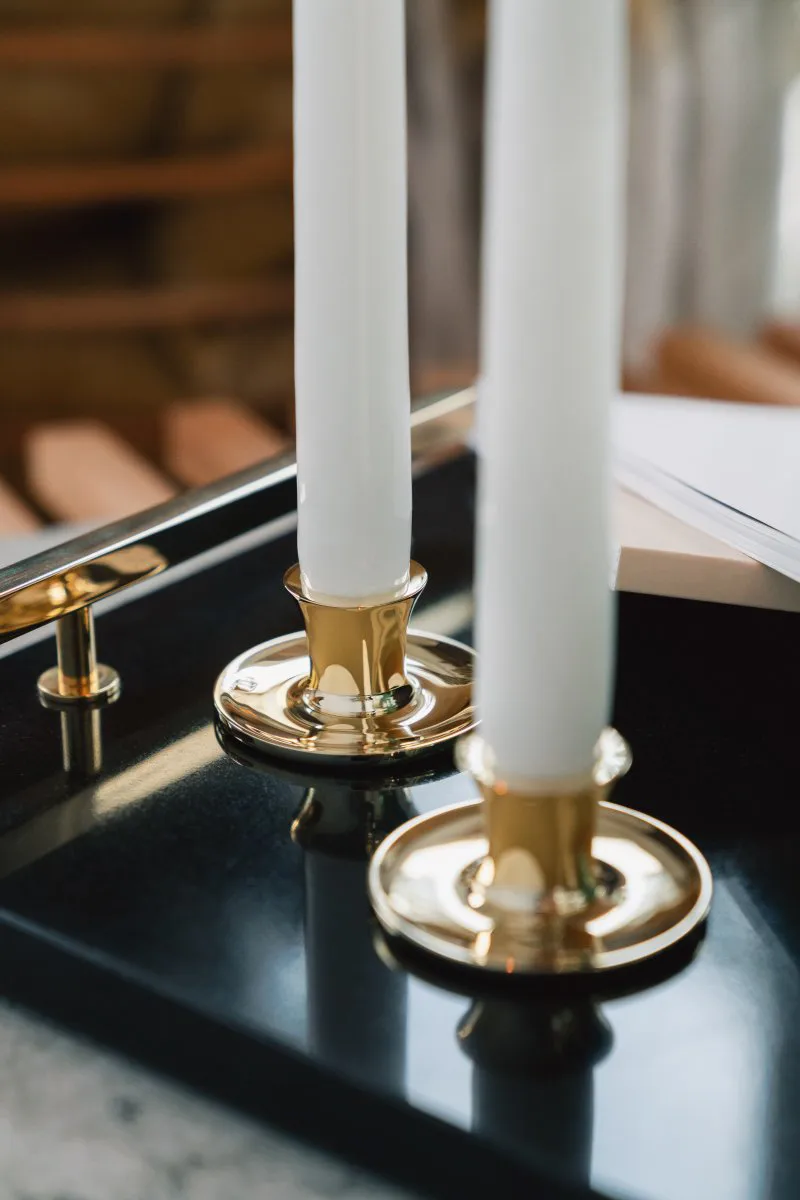 Bougeoir bas Basso, Laiton solide Hilke Collection