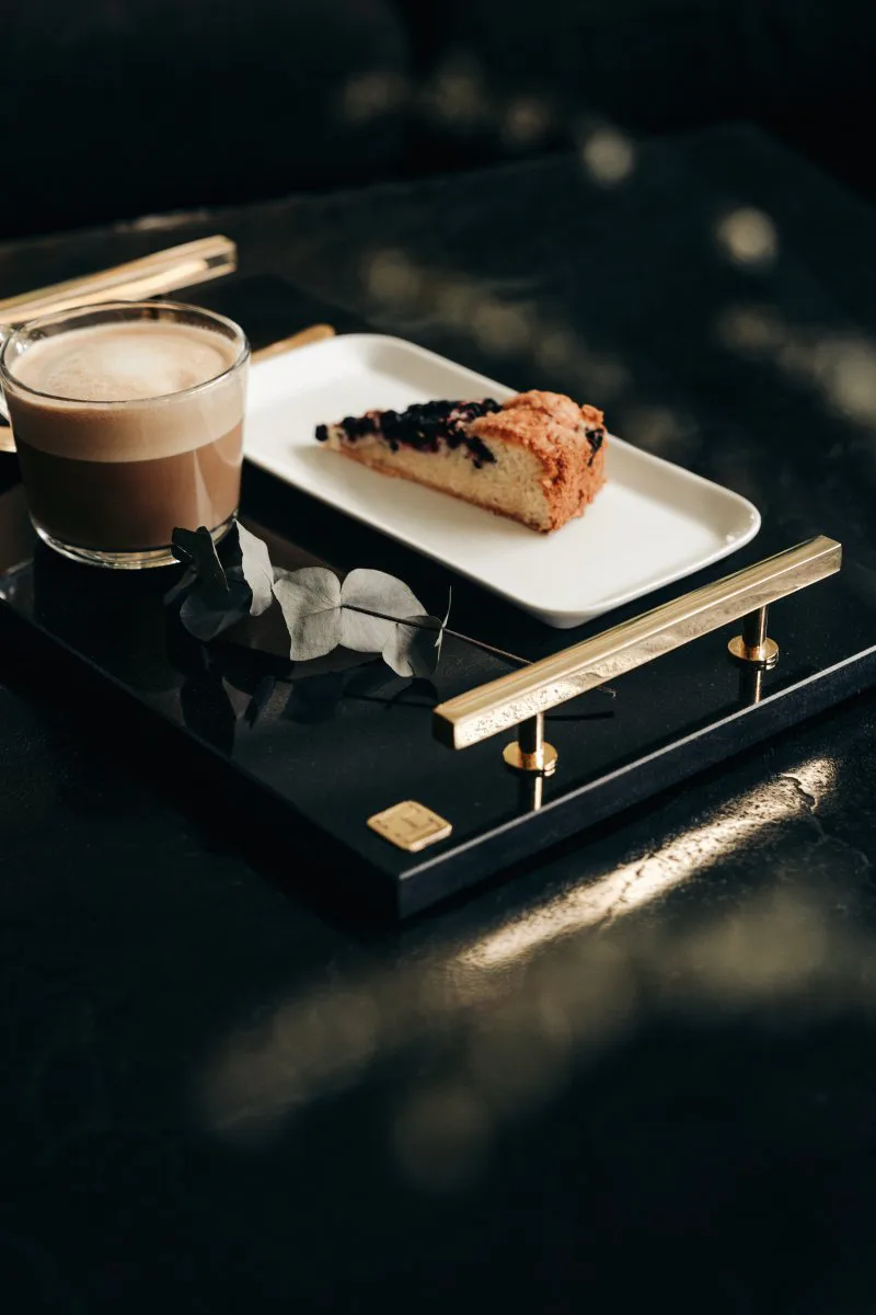 Plateau Hilke Collection 40,5x25,5 cm, Granit-laiton solide Hilke Collection