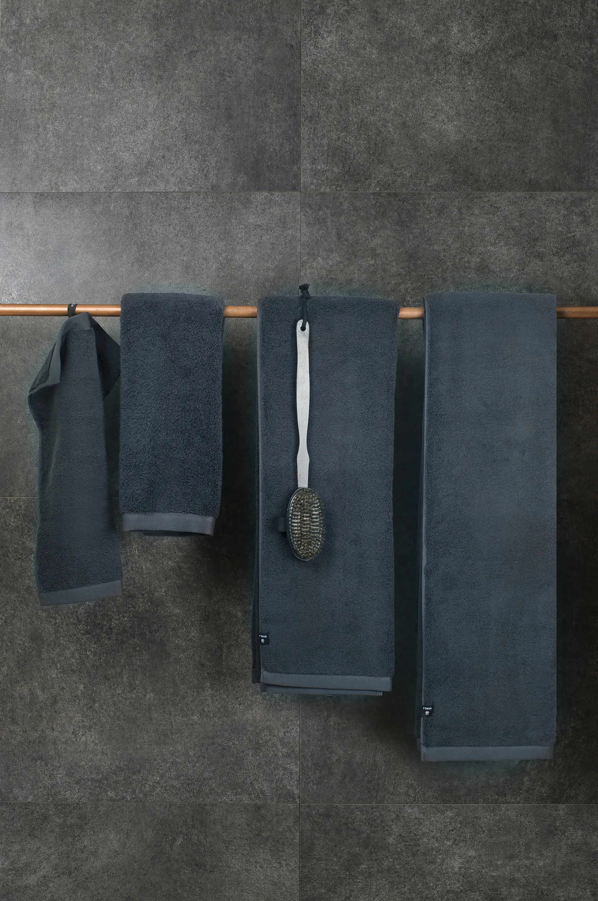 Serviette écologique Maxime blue shadow, 70x140 cm Himla