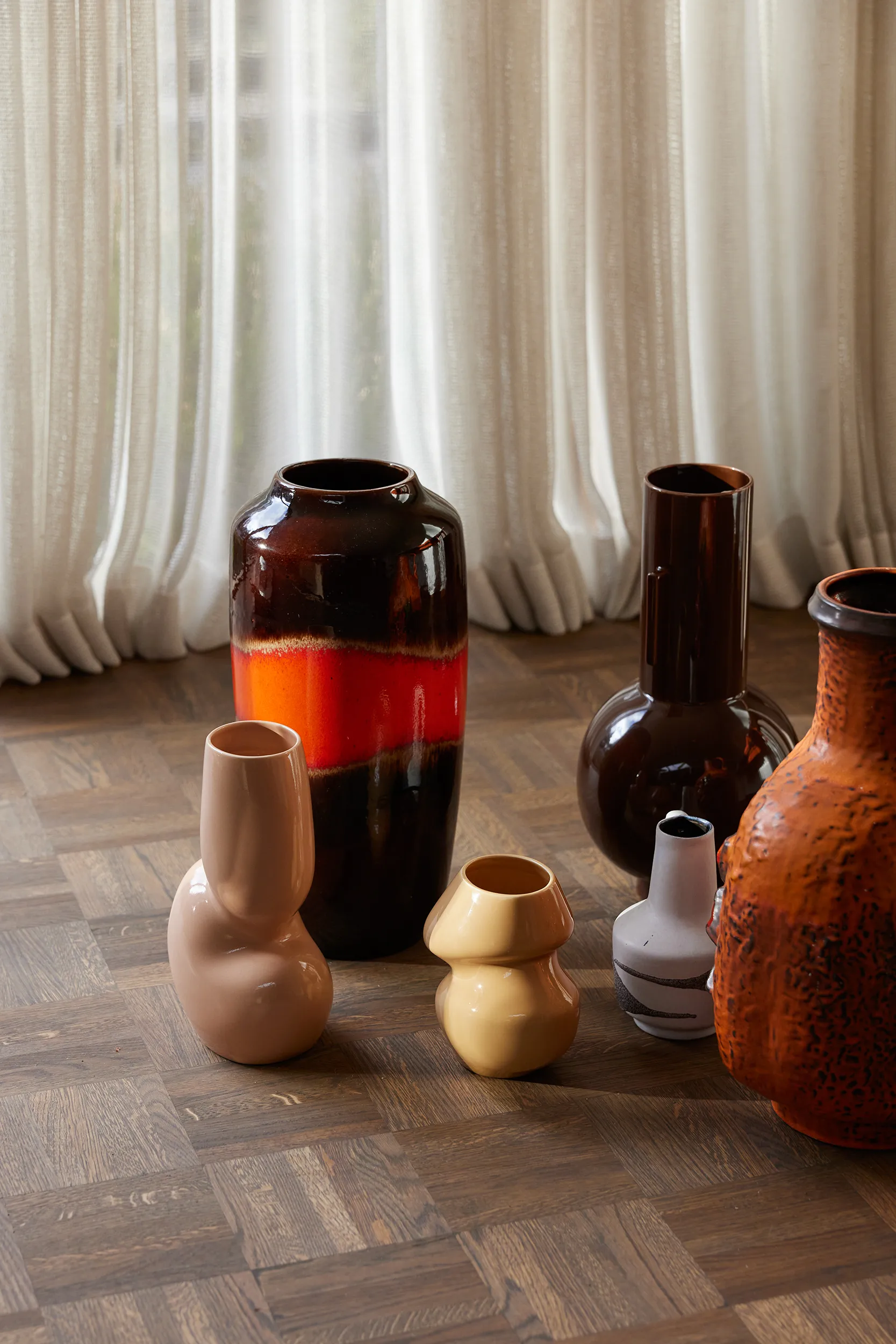 Vase Ceramic organic small 19 cm, Cappuccino HKliving