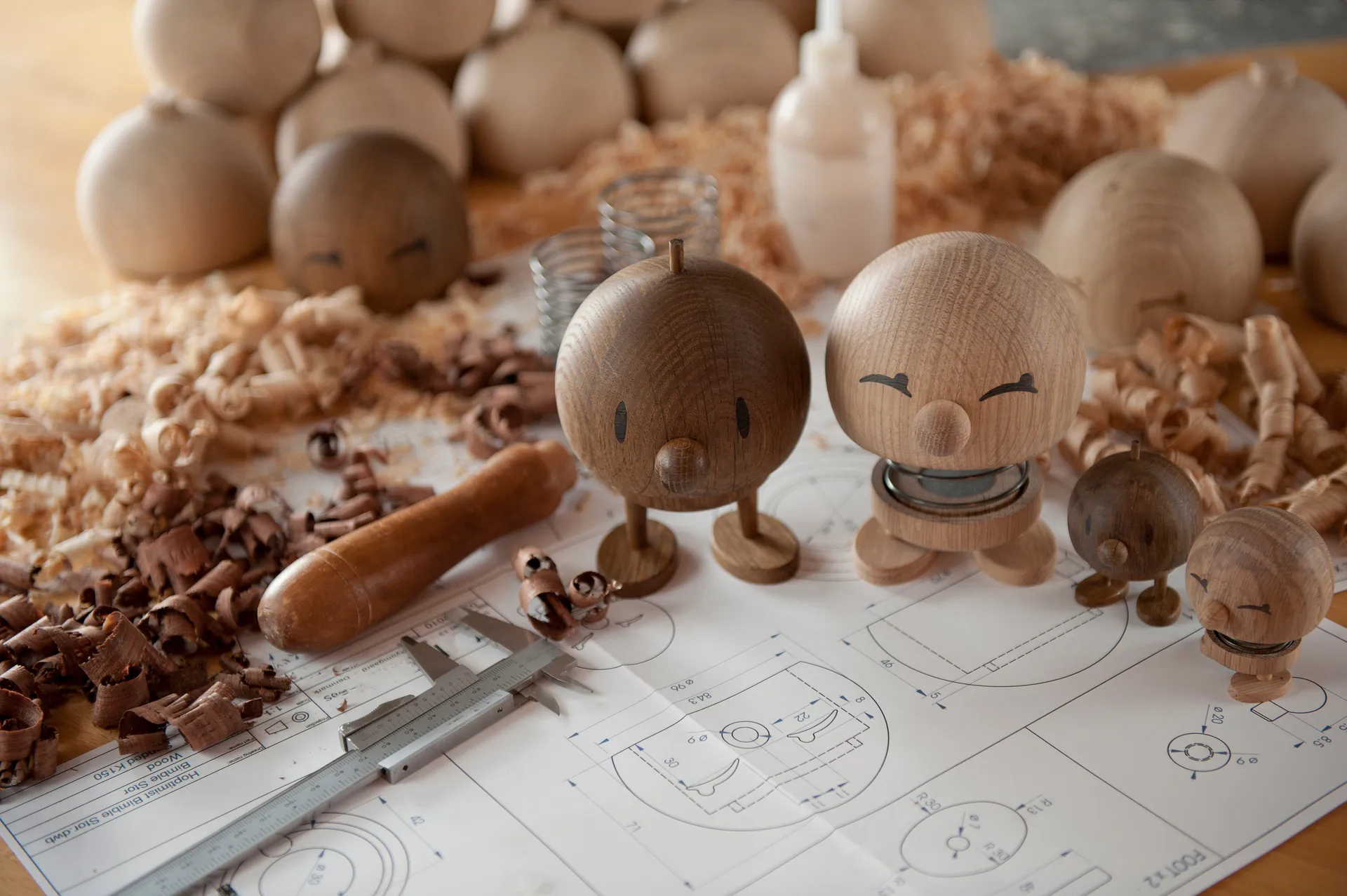 Figurine Hoptimist Bimble L, Oak Hoptimist