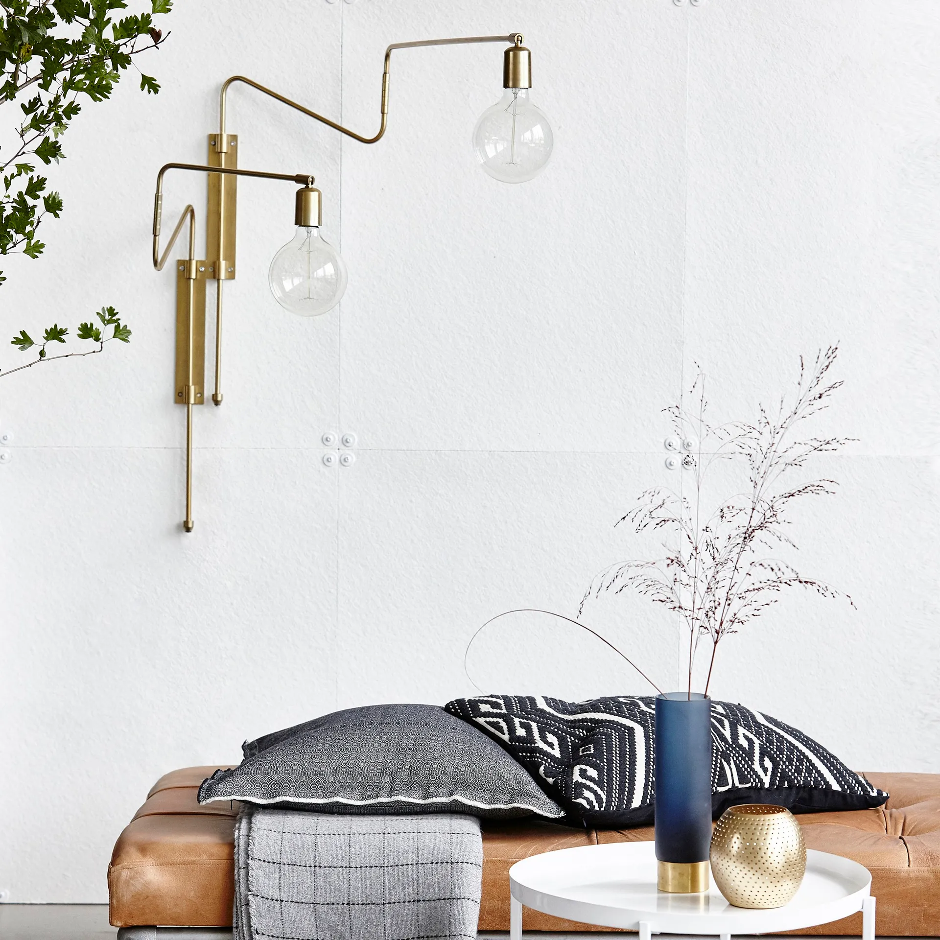 Applique murale Swing laiton, grand, 70 cm House Doctor