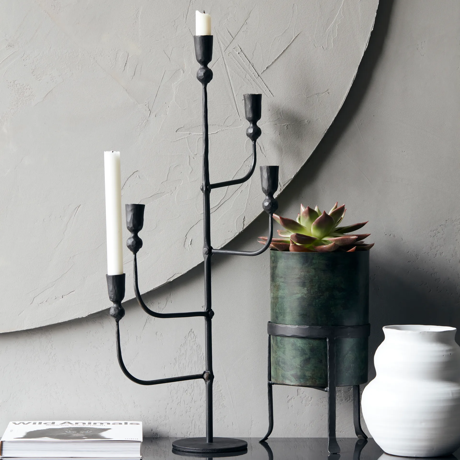 Bougeoir Ira 61 cm, Noir House Doctor