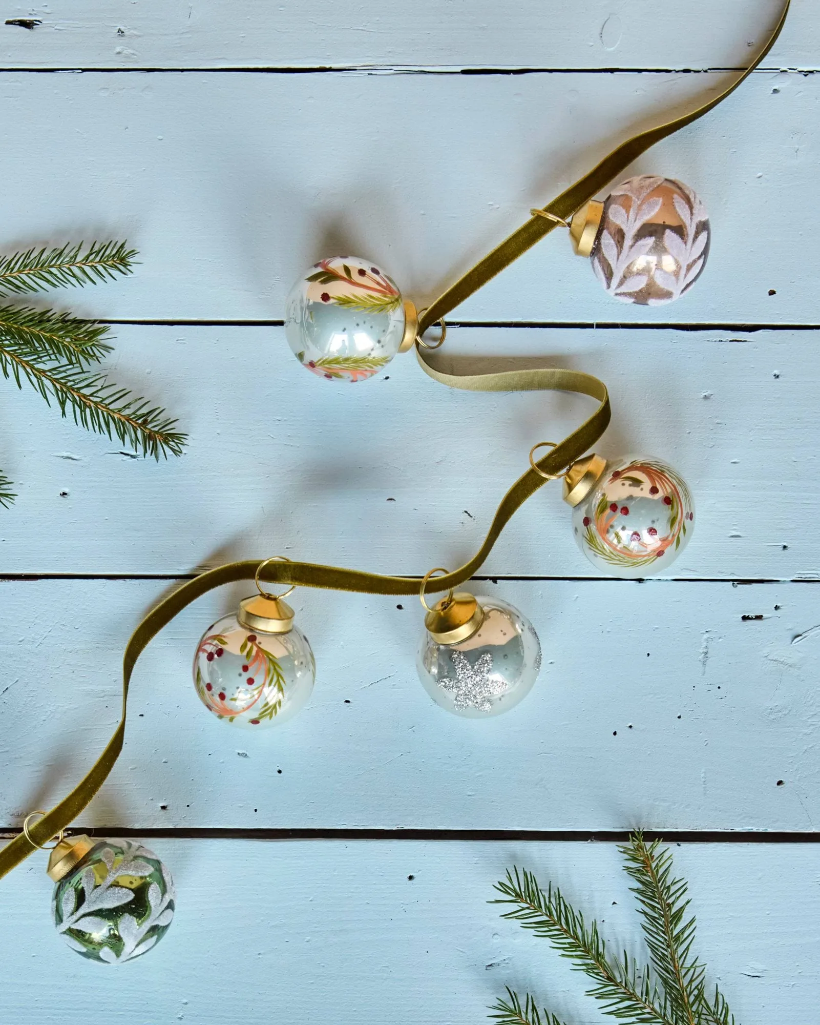 Boule de Noël Antico lot de 4, Bleu clair House Doctor