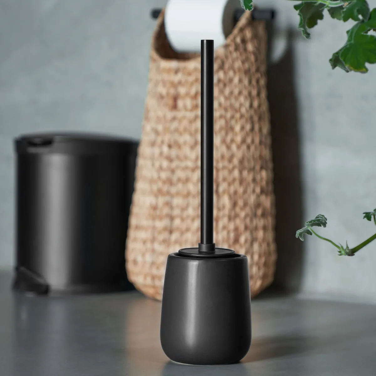 Brosse de toilette Edga, Noir House Doctor