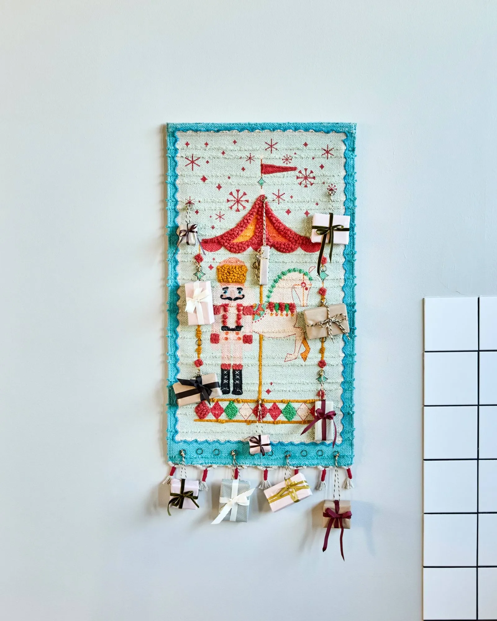 Calendrier de l’Avent Horse, Rouge brûlé, 50x90 cm House Doctor