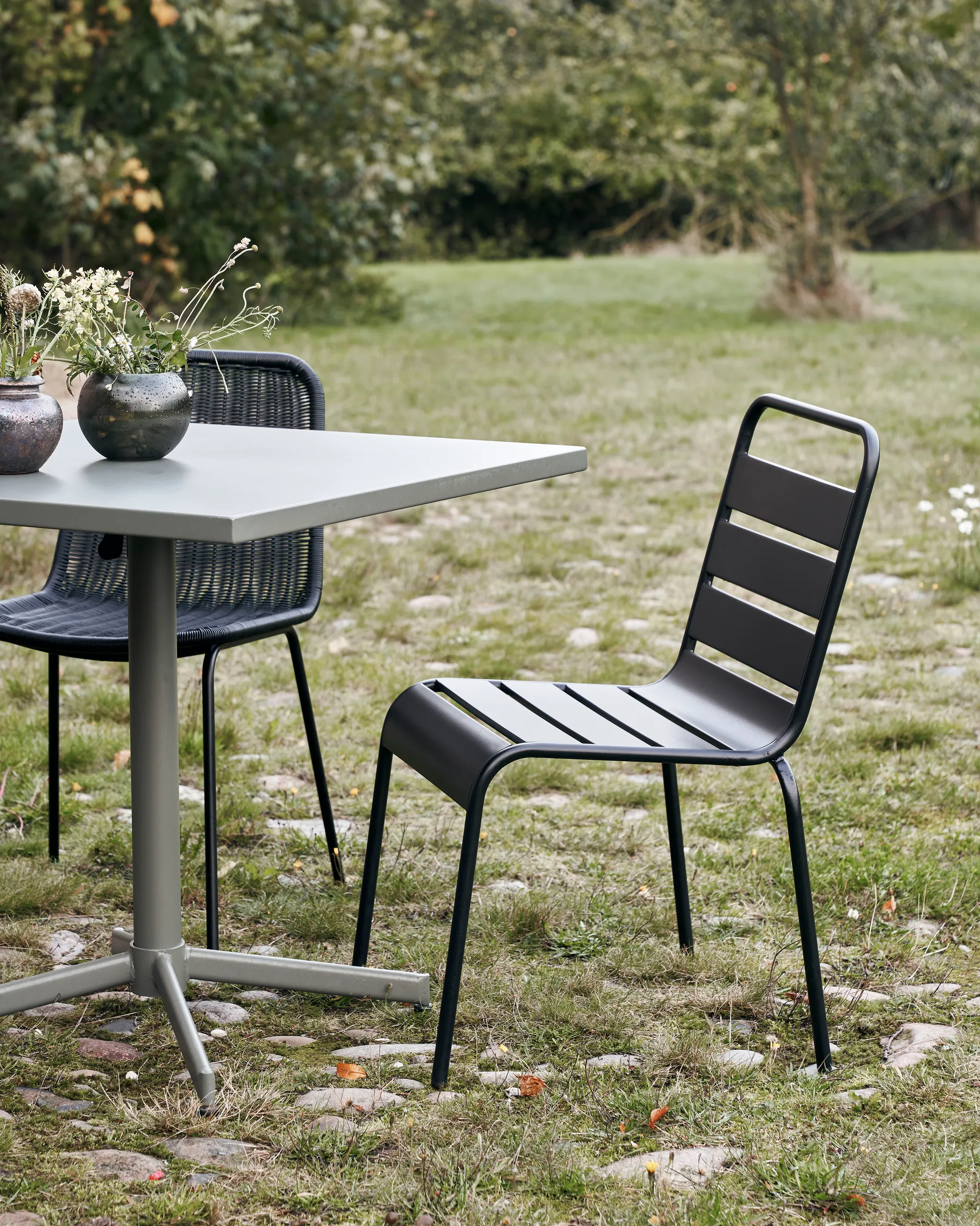 Chaise Helo, Noir House Doctor