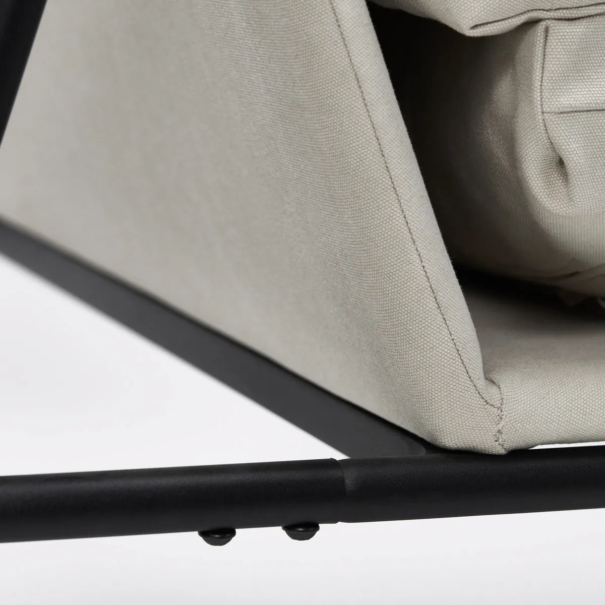 Chaise longue Pipe, Sable House Doctor