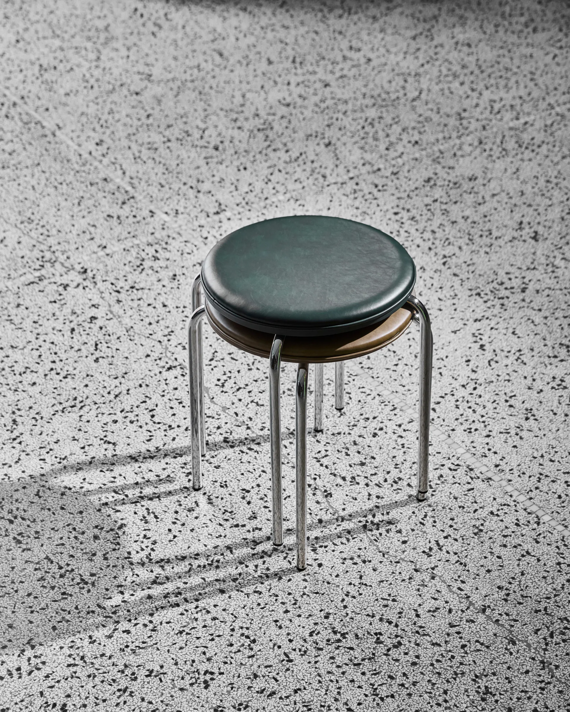 Comma tabouret rond, Vert foncé, Ø37x45 cm House Doctor