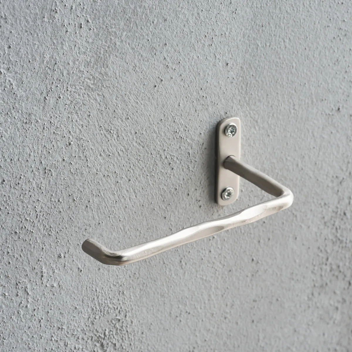 Distributeur de papier hygiénique Welo, Argent brossé House Doctor