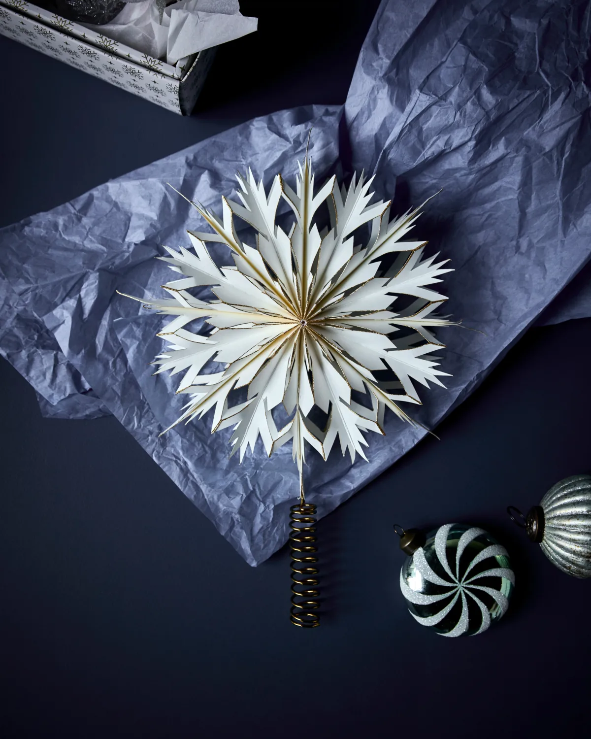 Étoile de sommet Alsta, Blanc-doré House Doctor