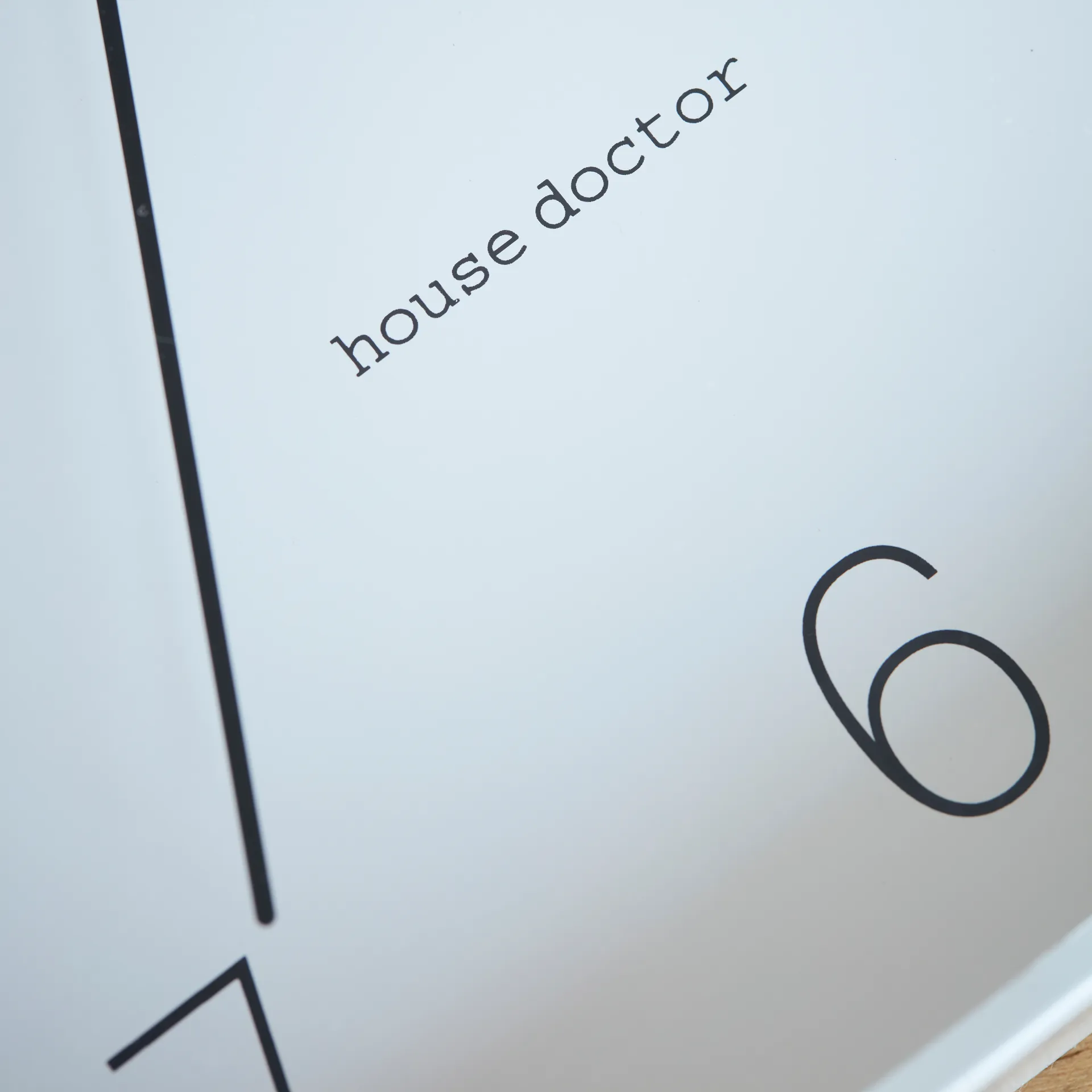 Horloge murale Shape, Gris House Doctor