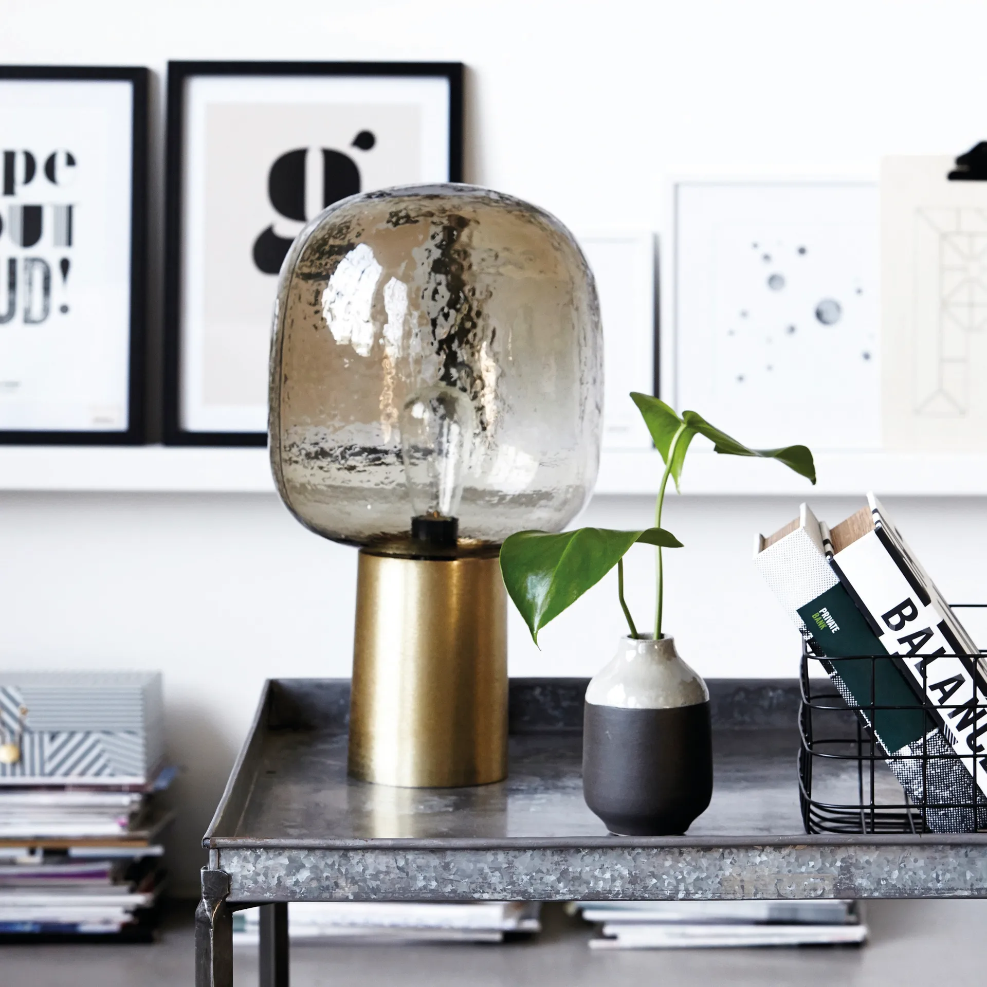 Lampe de table Note, gris-laiton House Doctor