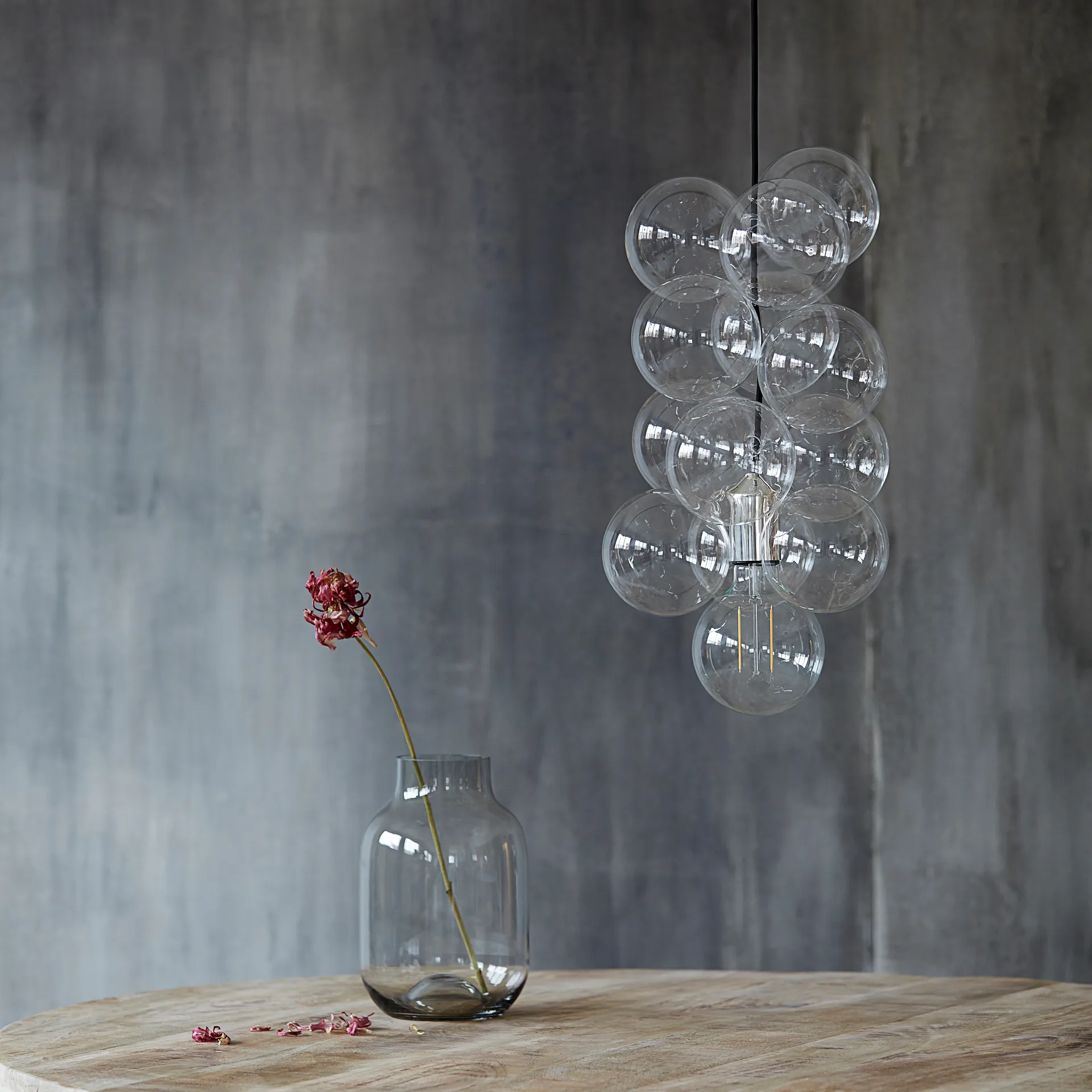 Lampe DIY, 12 boules en verre House Doctor