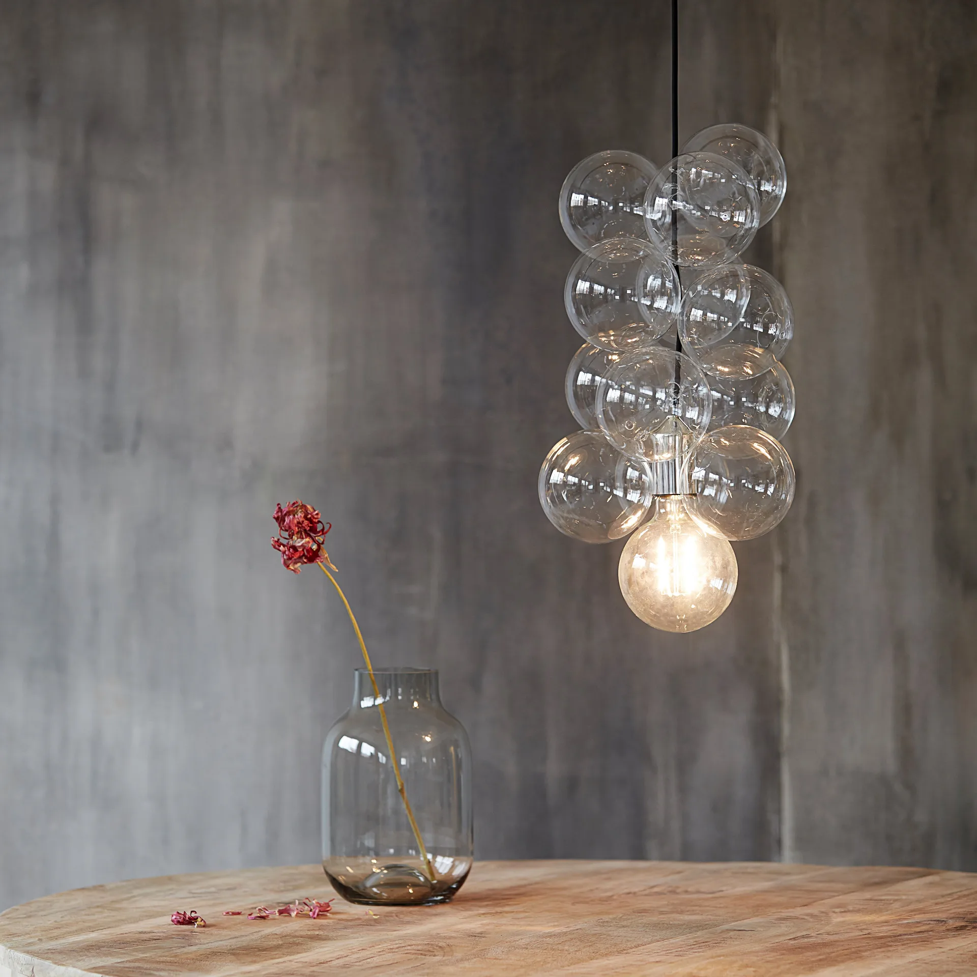 Lampe DIY, 12 boules en verre House Doctor