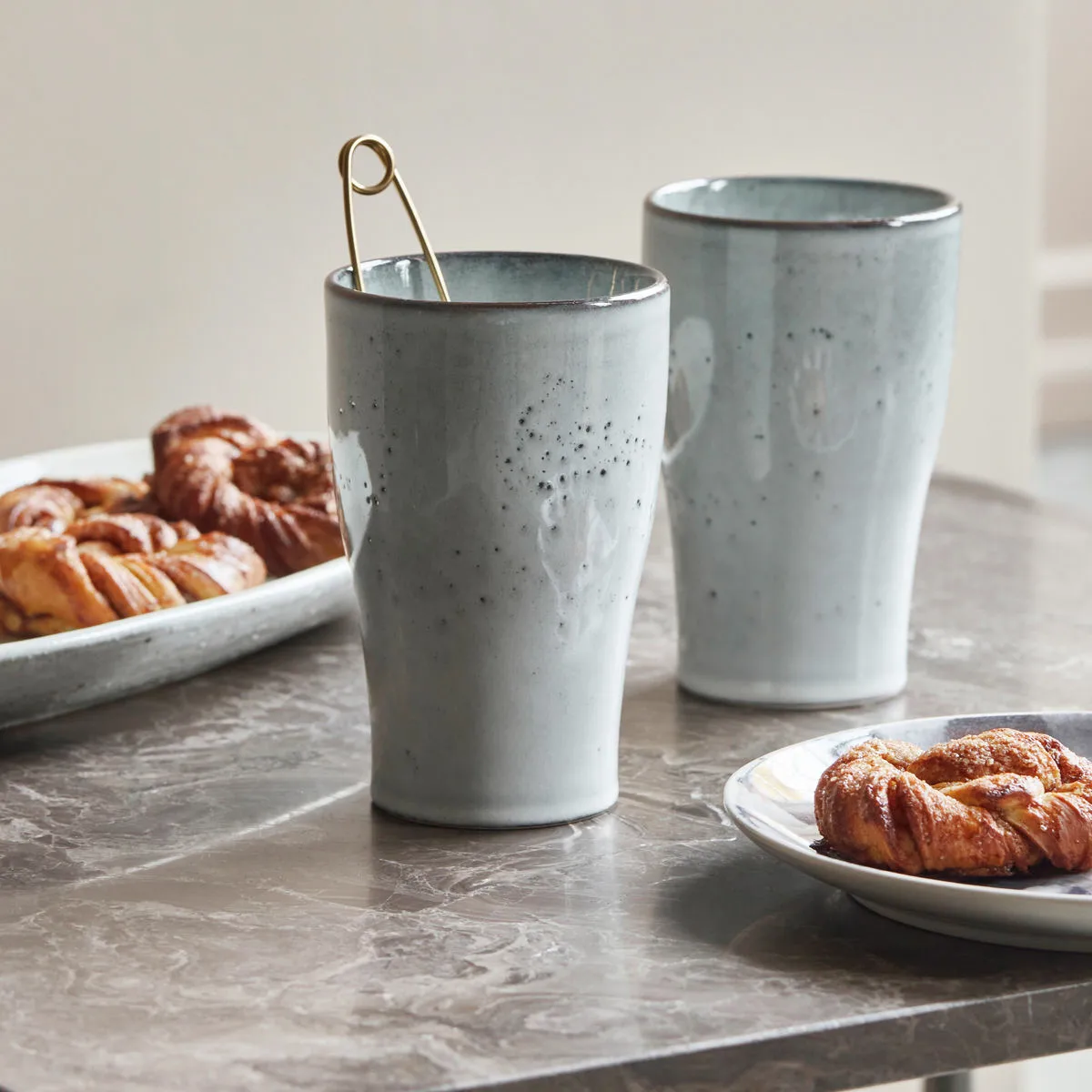 Mug isotherme Liss 14 cm Lot de 2, Gris foncé House Doctor