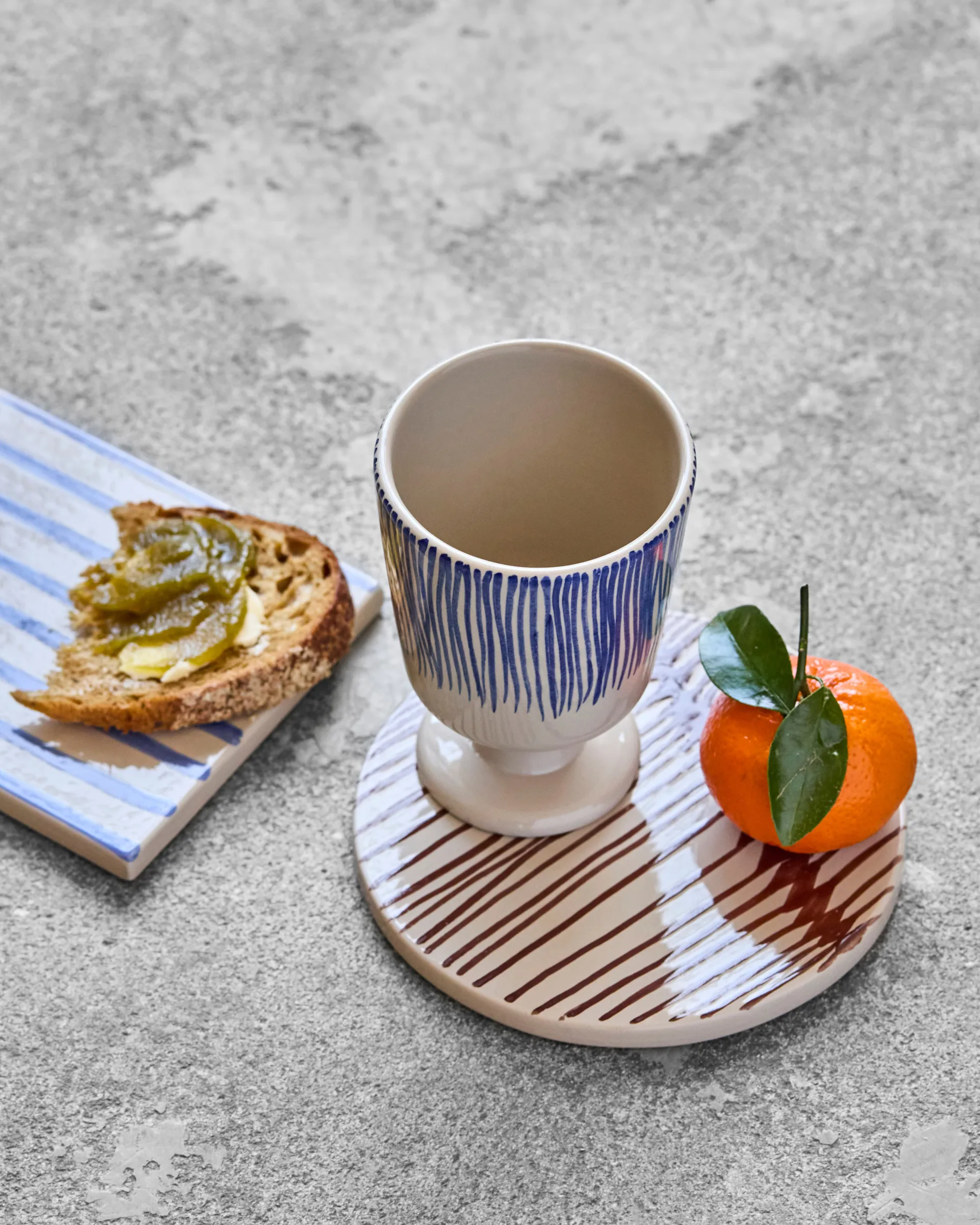 Mug sur pied Diva 25 cl, lot de 2, Off white-Bleu House Doctor